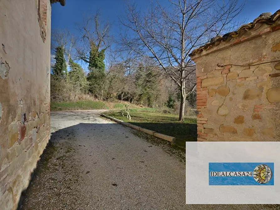 Immagine 5 di Casa indipendente in vendita  in camporotondo di fiastrone c.da colvenale n. 7  a Camporotondo Di Fiastrone