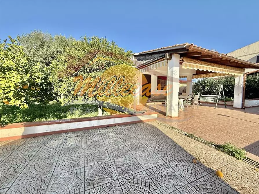 Immagine 9 di Villa in vendita  in VIA ELORINA a Siracusa