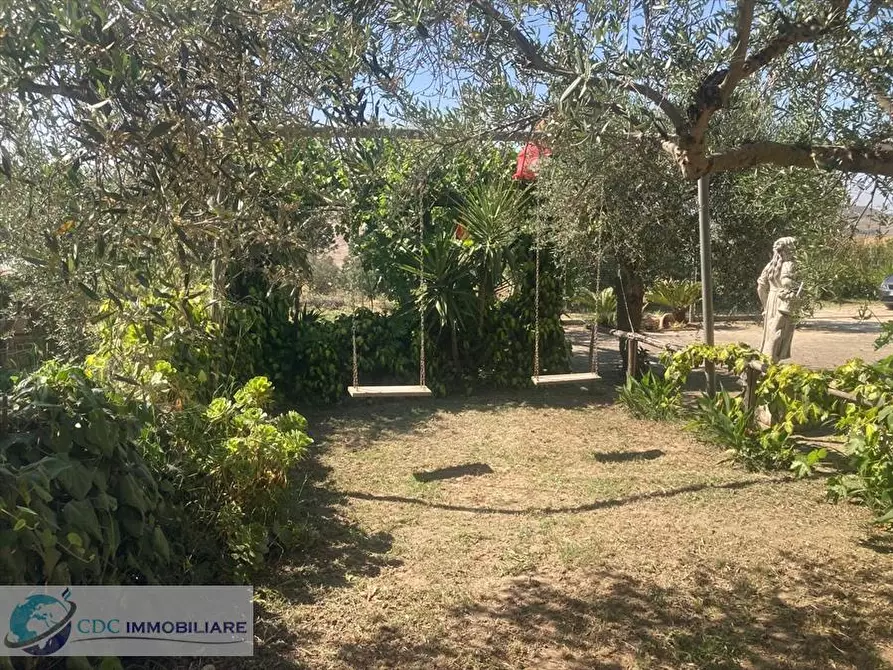 Immagine 3 di Villa in affitto  in Contrada Passo Santuzzo a Lercara Friddi