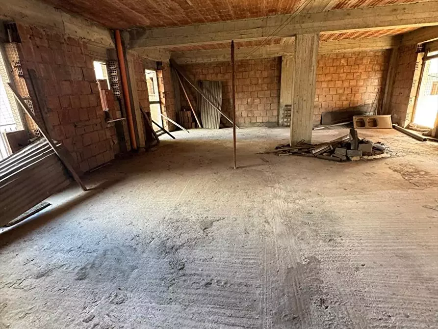 Immagine 16 di Casa indipendente in vendita  a Taurianova