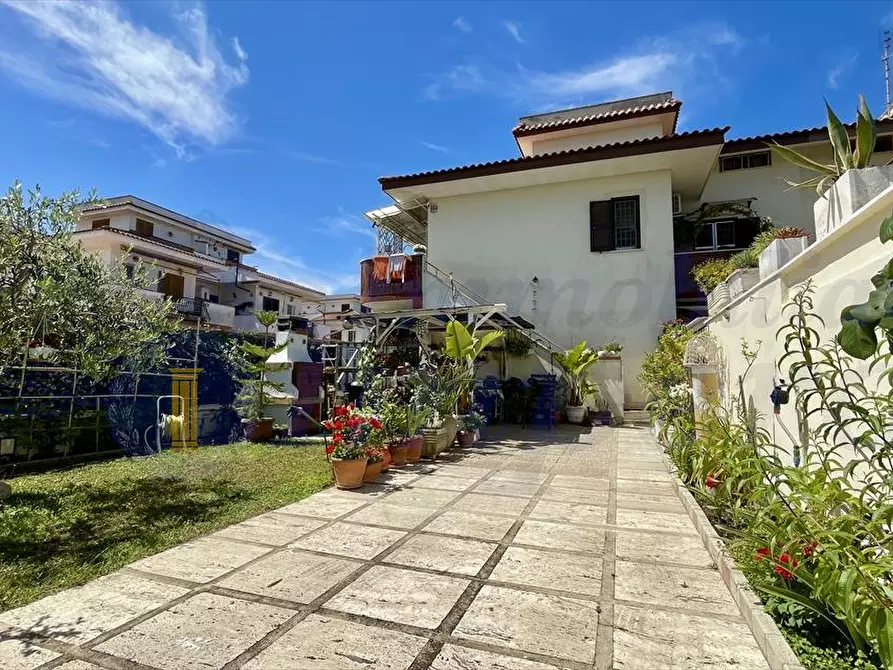 Immagine 18 di Casa indipendente in vendita  a Ardea