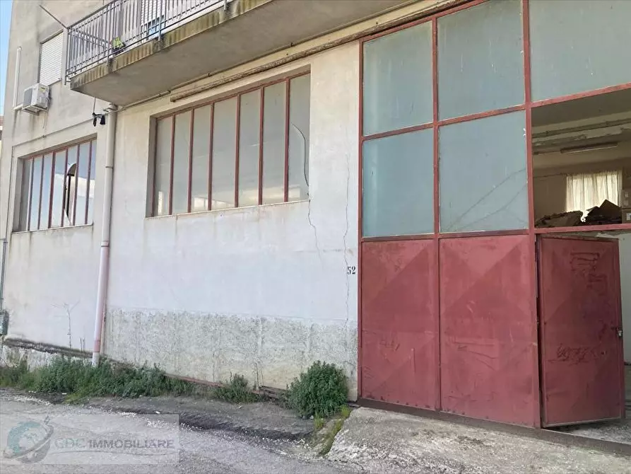 Immagine 1 di Magazzino in vendita  in via Rosario Nicoletti 52 a Lercara Friddi