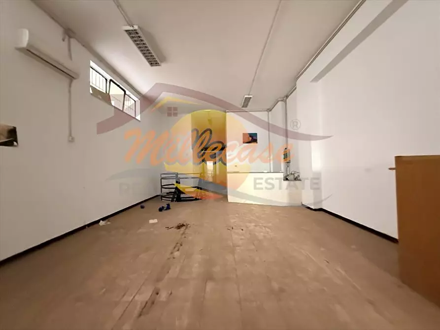 Immagine 23 di Locale commerciale in vendita  in VIALE ZECCHINO a Siracusa