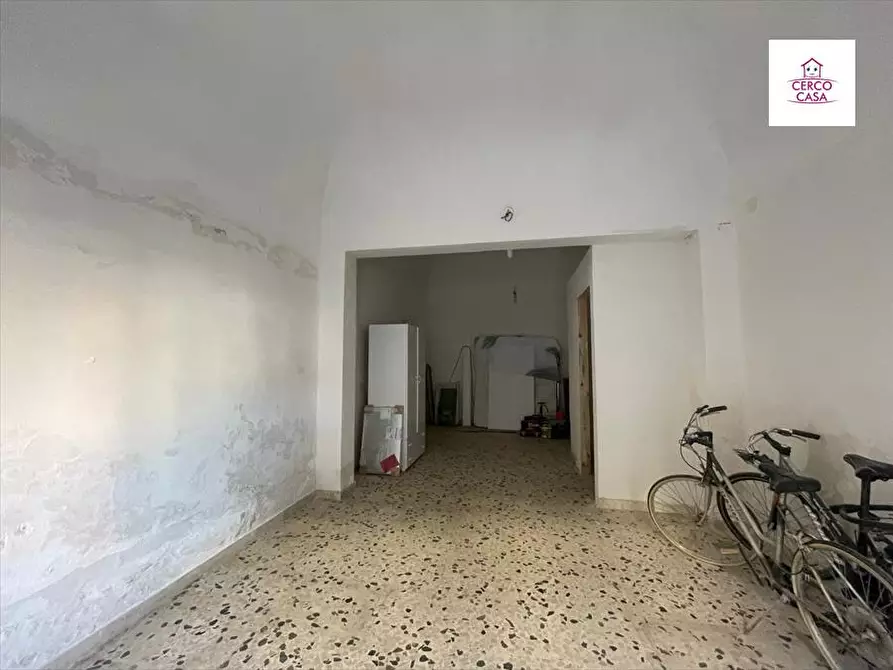 Immagine 6 di Locale commerciale in vendita  in via orti a Trapani