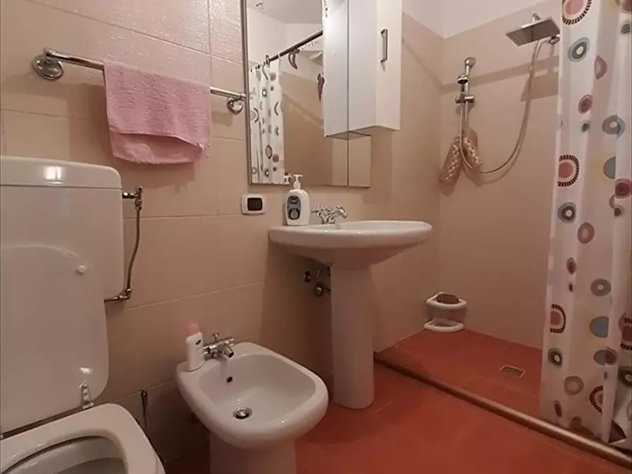 Immagine 17 di Casa indipendente in vendita  a Cittanova