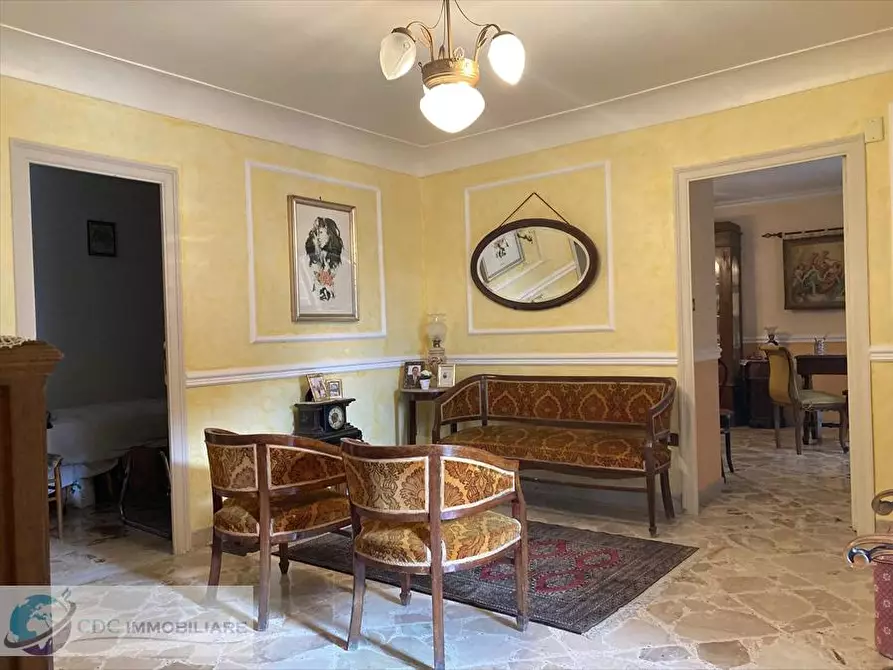 Immagine 3 di Casa indipendente in vendita  in Piazza Crocifisso a Prizzi