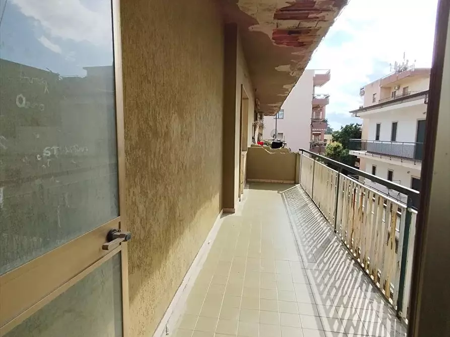 Immagine 12 di Appartamento in vendita  a Gioia Tauro