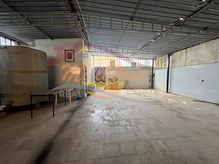 Immagine 3 di Capannone industriale in vendita  a Siracusa