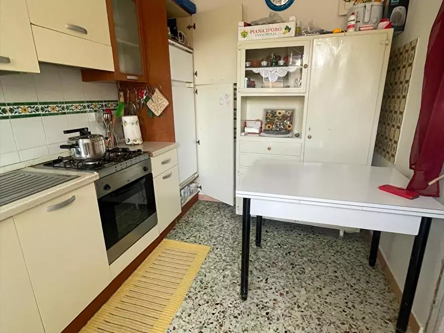 Immagine 13 di Casa indipendente in vendita  in via Ugo foscolo  a Paceco