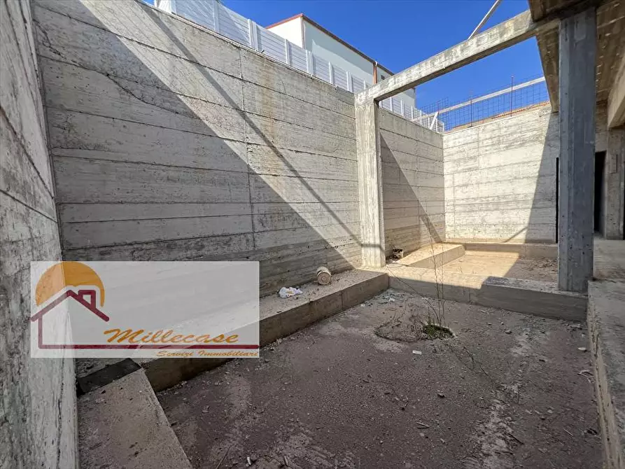 Immagine 21 di Villa in vendita  in VIALE EPIPOLI a Siracusa