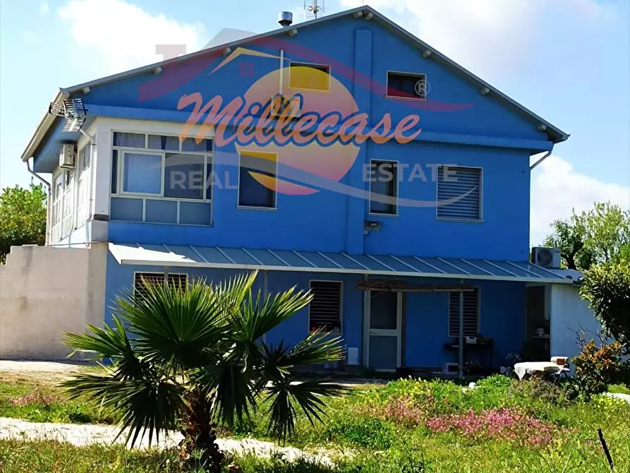 Immagine 16 di Villa in vendita  in VIA BRANCATI a Siracusa