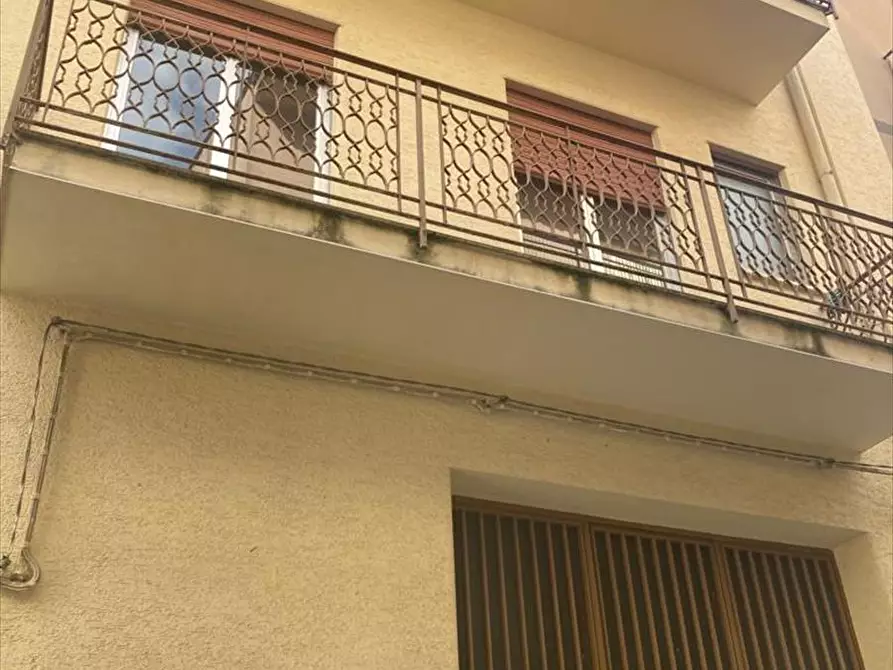 Immagine 1 di Casa indipendente in vendita  in Via Massimo D'Anzeglio n.4 a Lercara Friddi