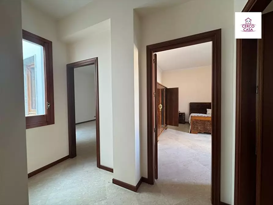 Immagine 11 di Palazzo in vendita  in VIA MICHELE AMARI a Trapani