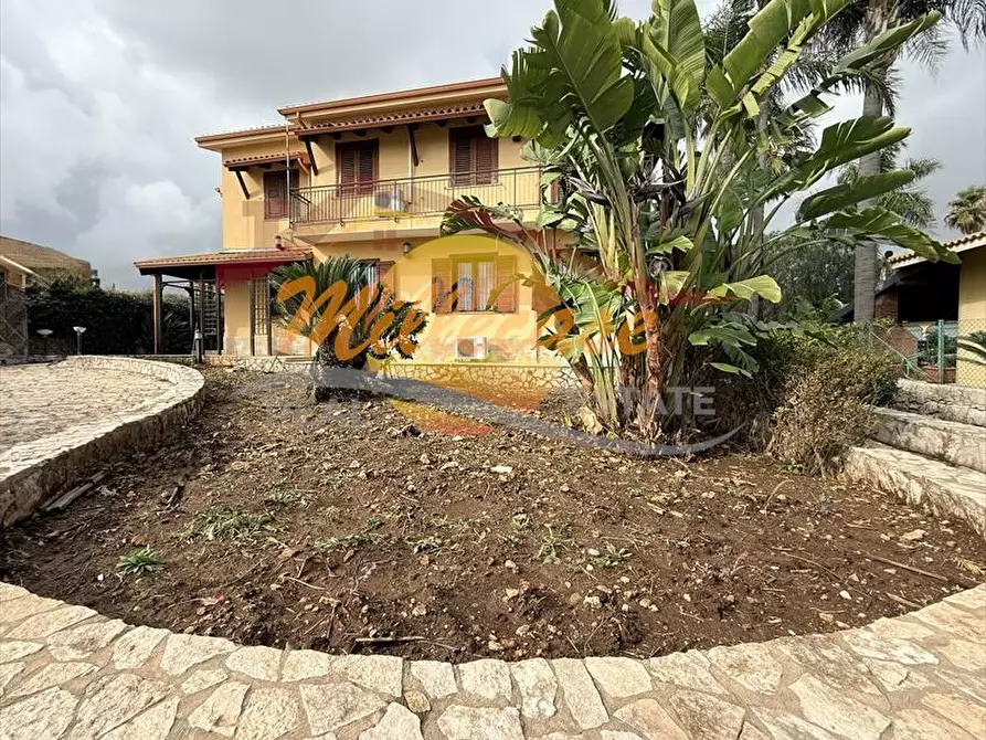 Immagine 1 di Villa in vendita  in viale Garrone a Melilli