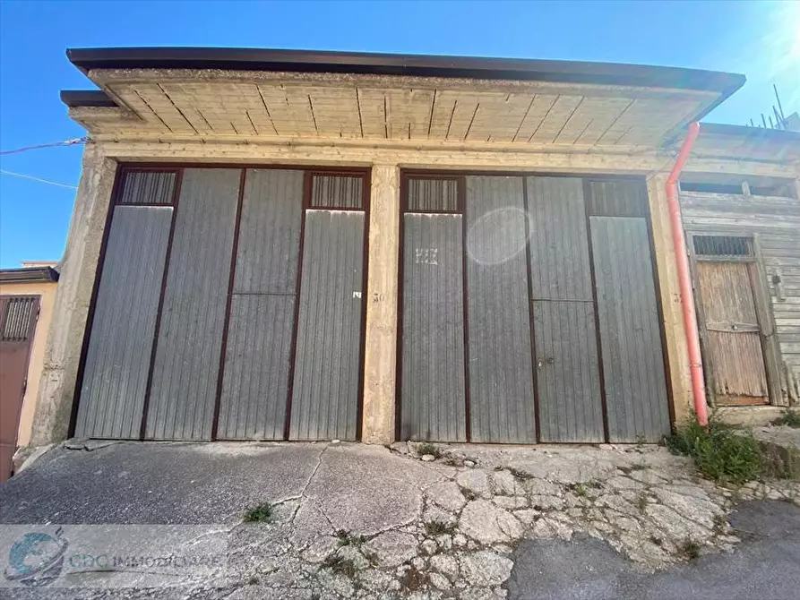 Immagine 1 di Garage in vendita  in Piersanti Mattarella a Lercara Friddi