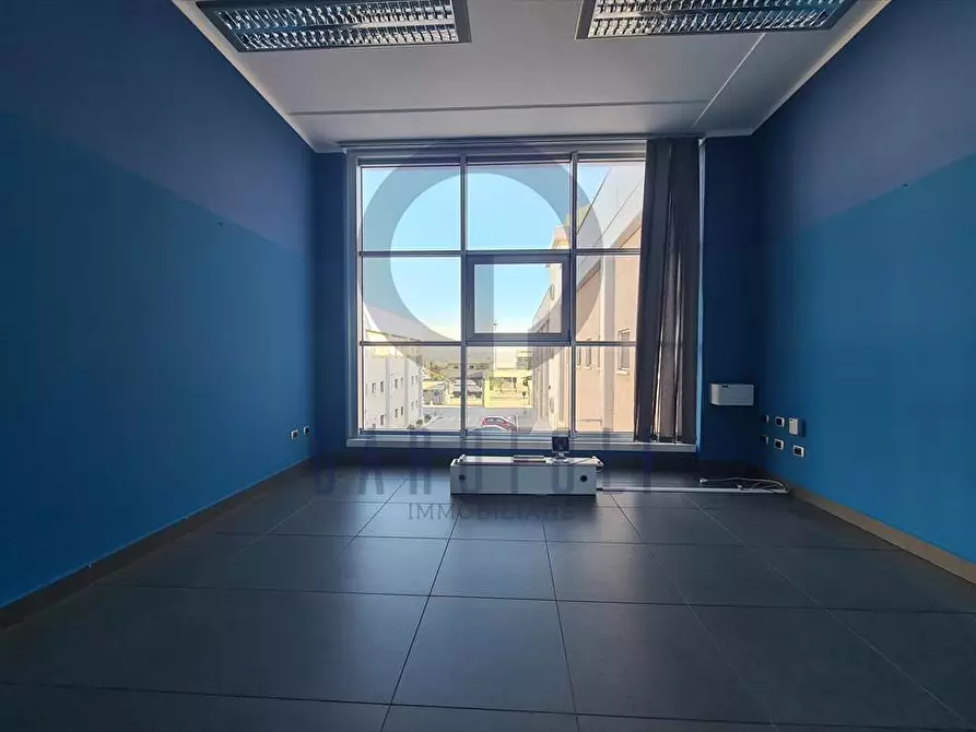 Immagine 7 di Ufficio in affitto  in Via Antichi Pastifici n.8 a Molfetta