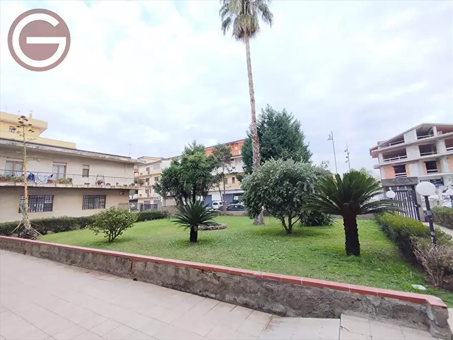 Immagine 2 di Appartamento in vendita  a Gioia Tauro