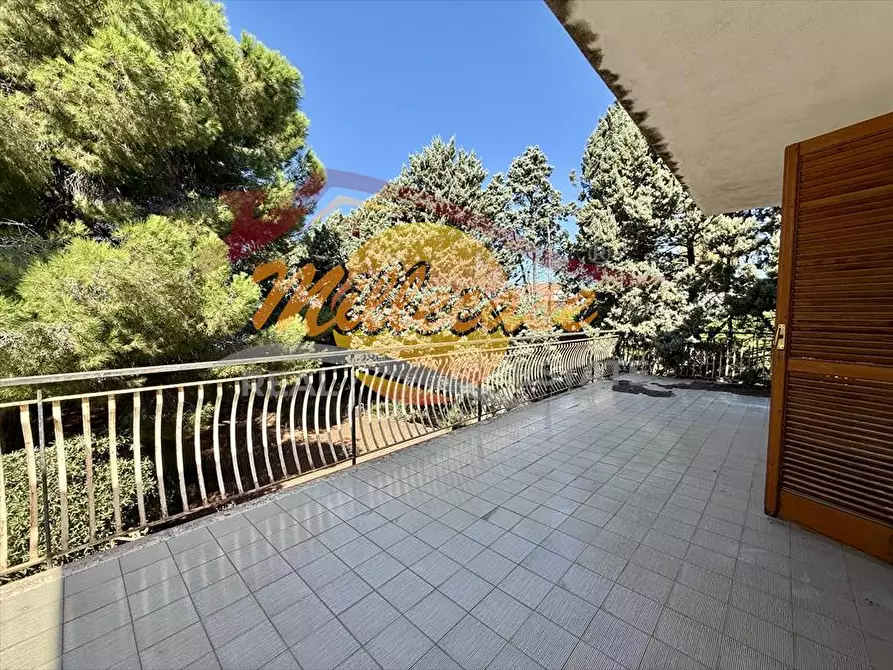 Immagine 2 di Villa in vendita  in via mar di bering a Siracusa