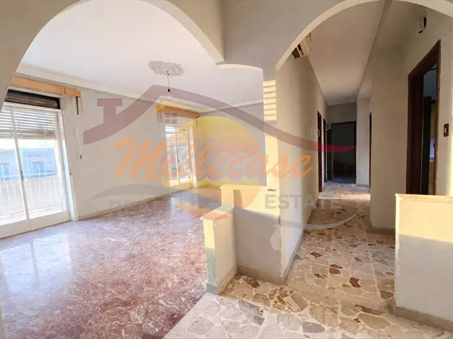 Immagine 1 di Appartamento in vendita  in VIA MASCALUCIA a Siracusa