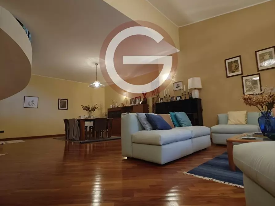Immagine 8 di Villa in vendita  a Cittanova