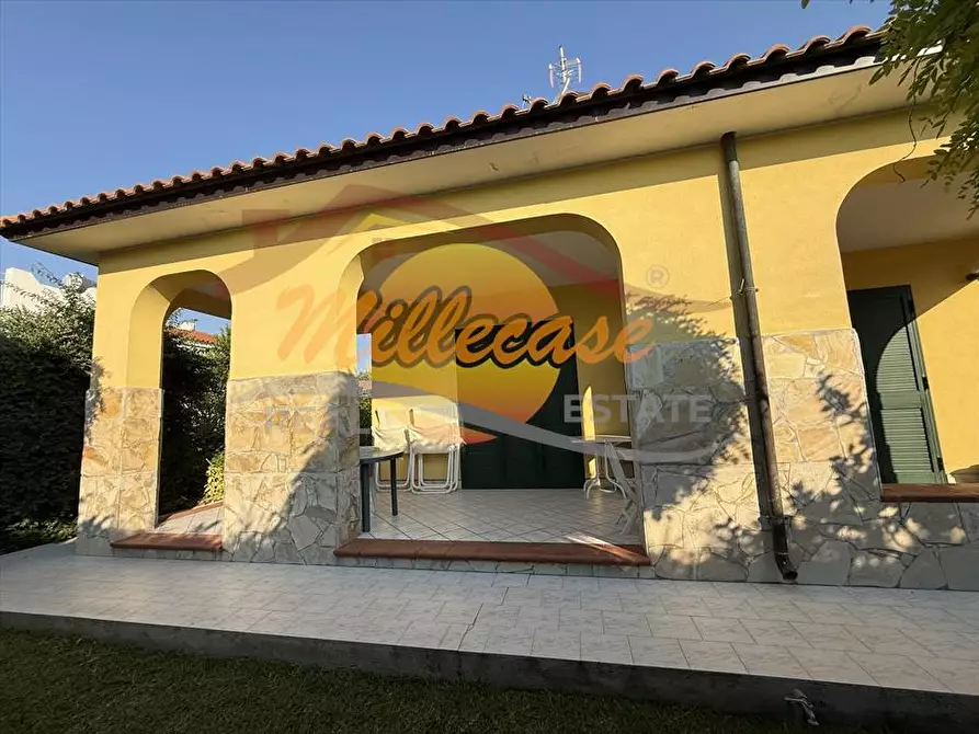 Immagine 15 di Villa in vendita  a Siracusa