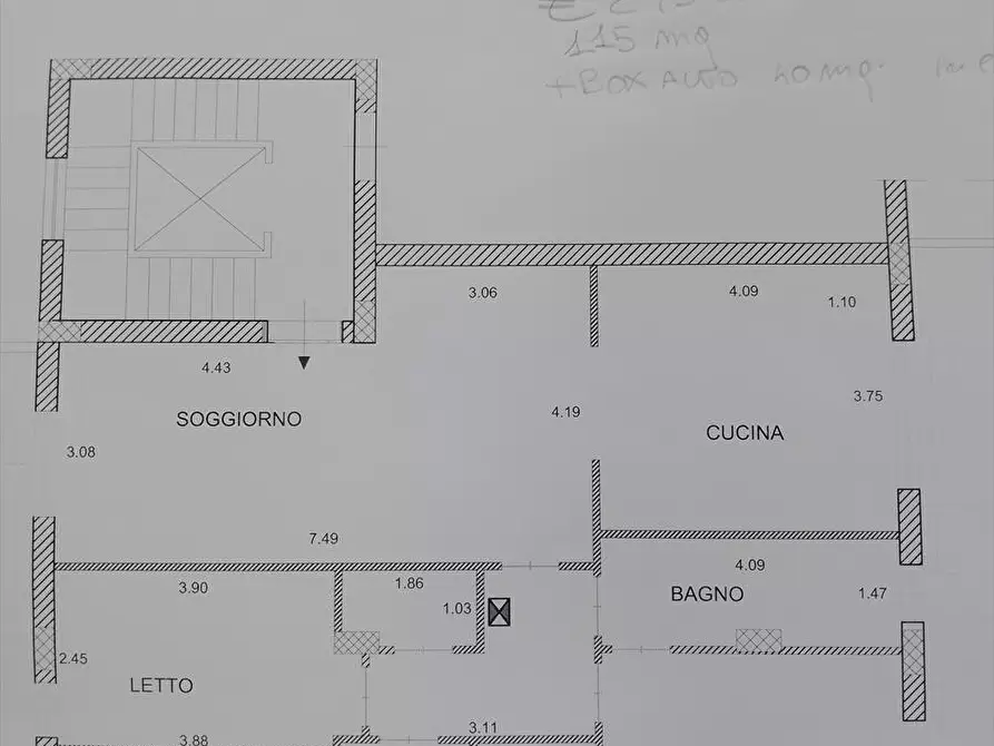 Immagine 1 di Appartamento in vendita  a Giugliano In Campania