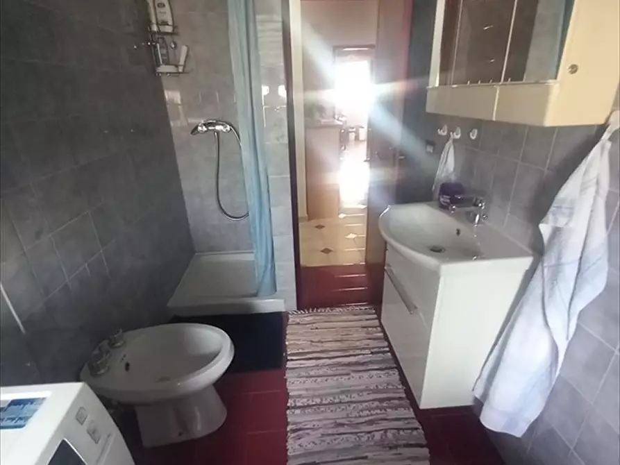 Immagine 7 di Appartamento in vendita  a Cinquefrondi