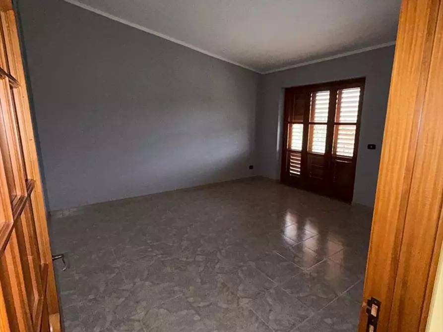 Immagine 8 di Appartamento in affitto  a Taurianova