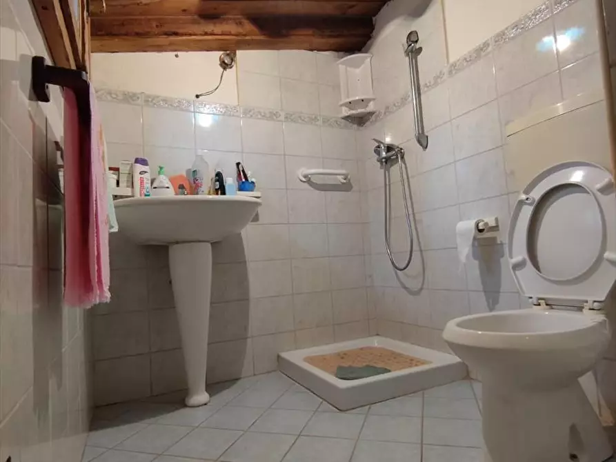 Immagine 12 di Casa indipendente in vendita  a Laureana Di Borrello