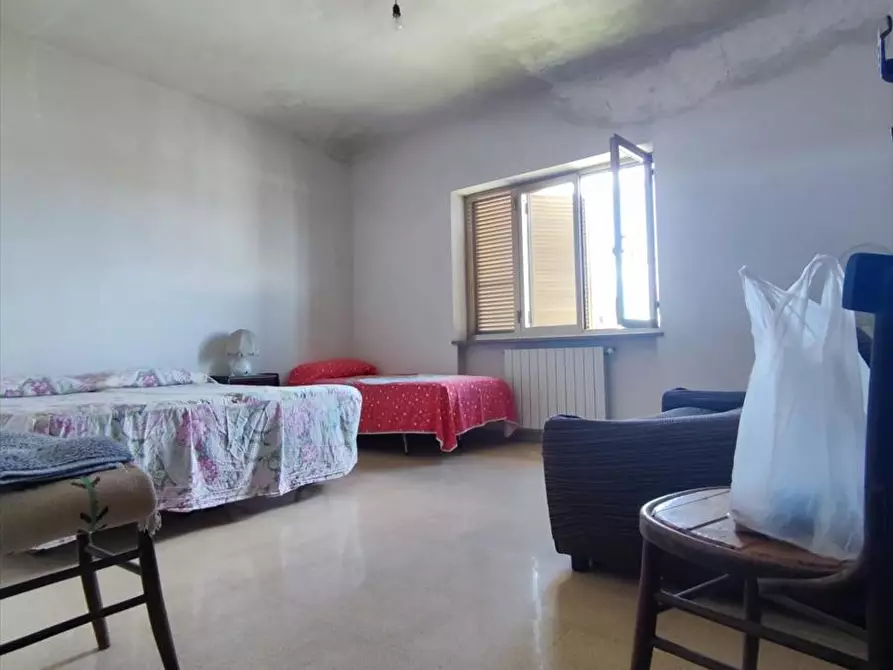 Immagine 9 di Casa indipendente in vendita  a Cinquefrondi