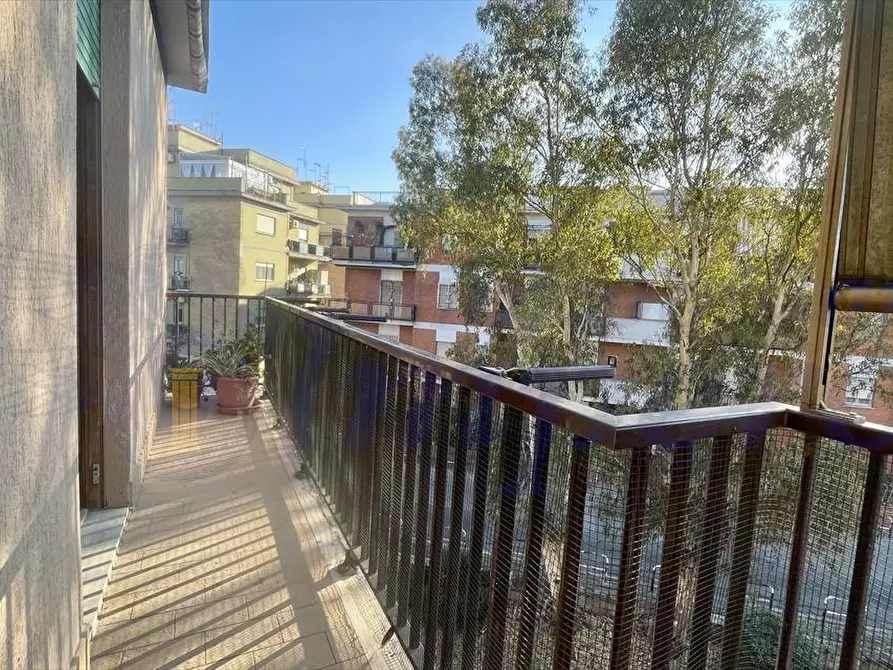 Immagine 20 di Appartamento in vendita  in Via Zara 2 a Pomezia