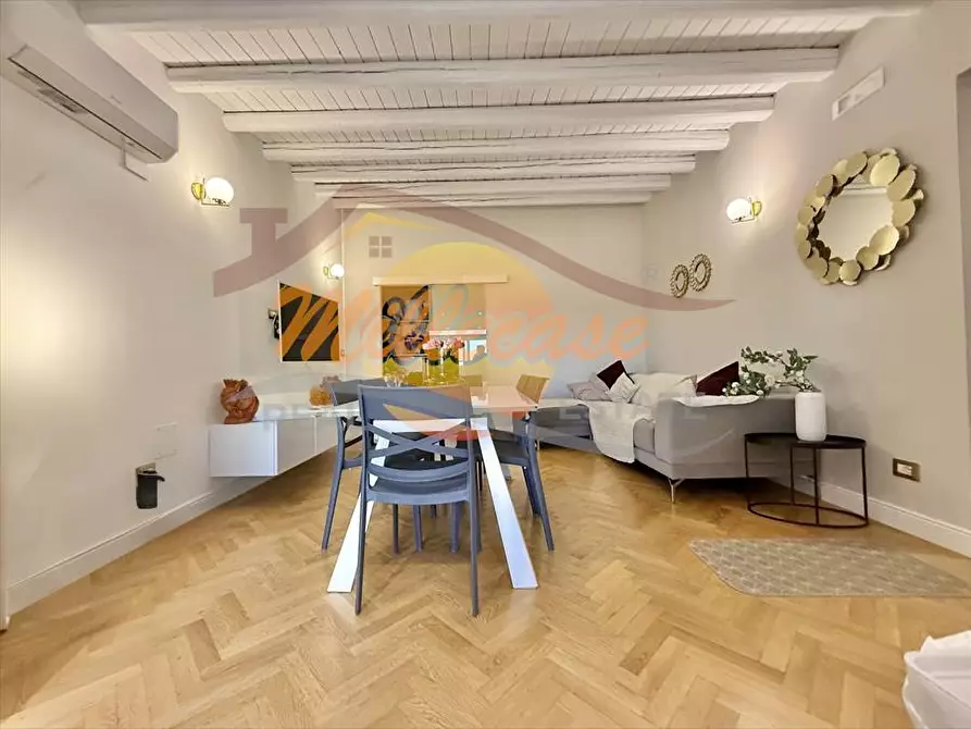 Immagine 7 di Villa in vendita  in VIA OZANAM a Siracusa