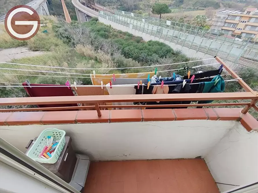 Immagine 23 di Appartamento in vendita  a Gioia Tauro