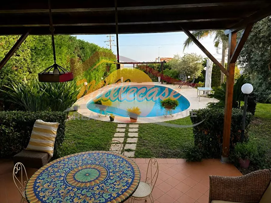 Immagine 2 di Villa in vendita  in TREMMILIA a Siracusa