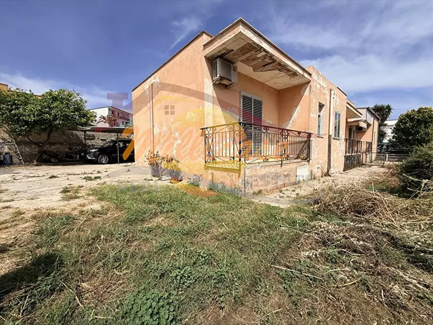Immagine 19 di Villa in vendita  in VIALE GARRONE a Siracusa