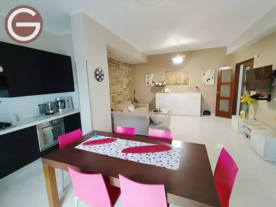 Immagine 2 di Appartamento in vendita  a Gioia Tauro