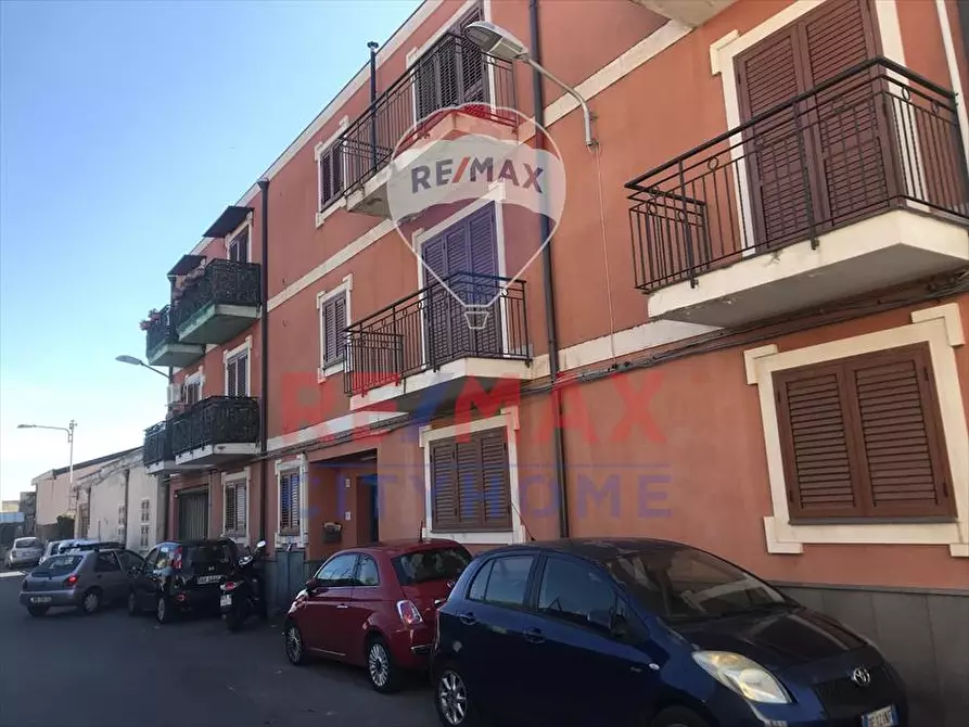 Immagine 21 di Appartamento in vendita  in via raciti 23 a Catania