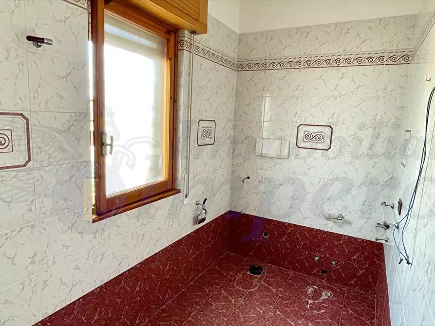 Immagine 17 di Villa in vendita  in Via Corleone n. 1 a Pomezia