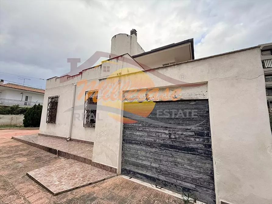 Immagine 6 di Villa in vendita  in via noto a Siracusa