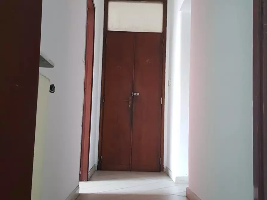 Immagine 5 di Ufficio in affitto  a Taurianova