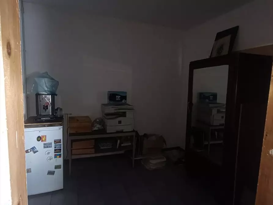 Immagine 9 di Capannone industriale in affitto  a Taurianova