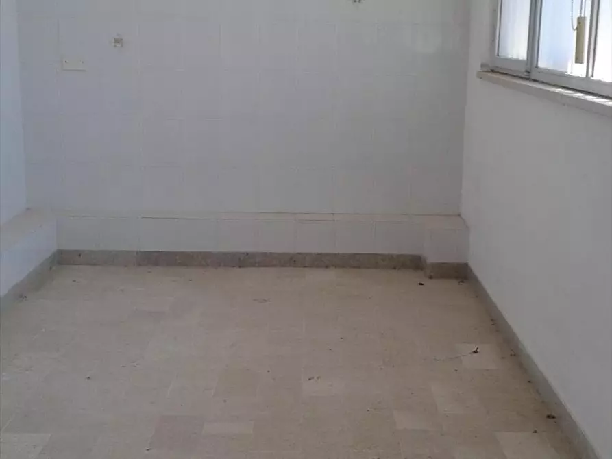 Immagine 1 di Locale commerciale in vendita  in paceco a Paceco