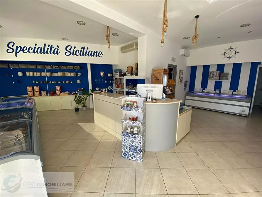 Immagine 3 di Locale commerciale in vendita  in Via Sacramento 93 a San Giovanni Gemini