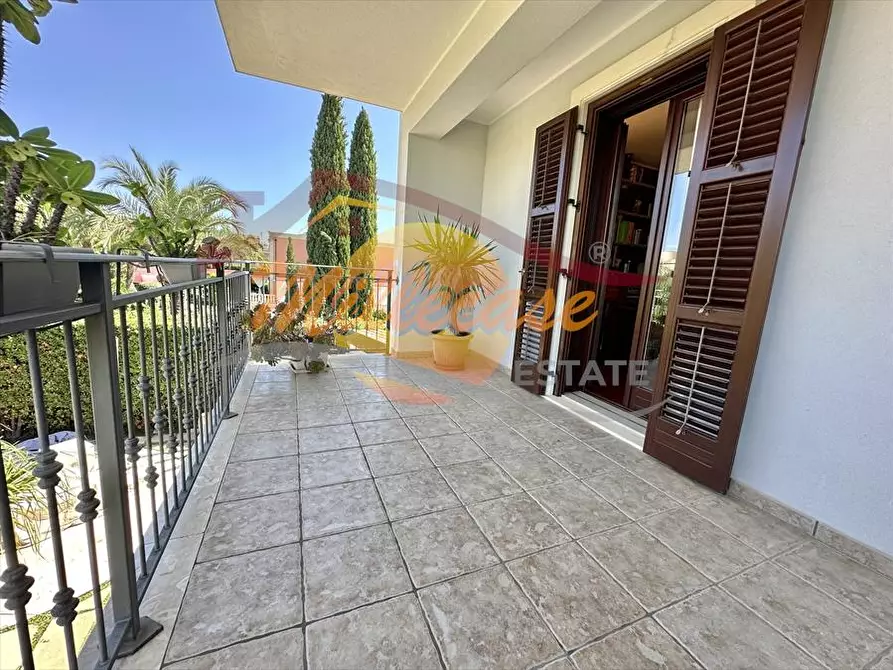 Immagine 12 di Villa in vendita  a Siracusa