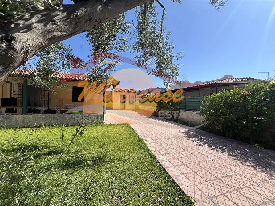 Immagine 5 di Villa in vendita  a Siracusa