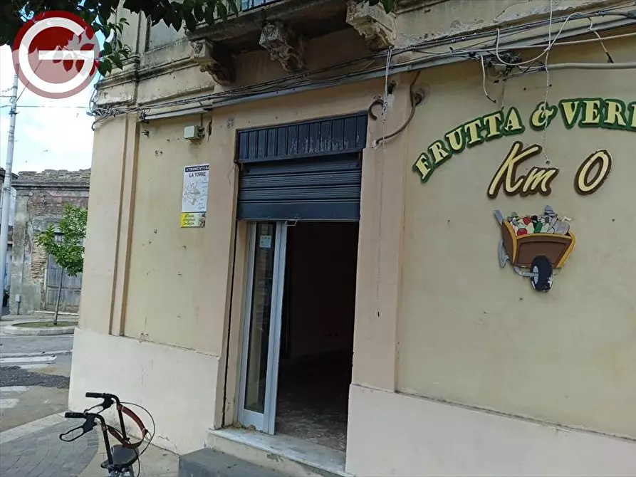 Immagine 3 di Locale commerciale in affitto  a Taurianova