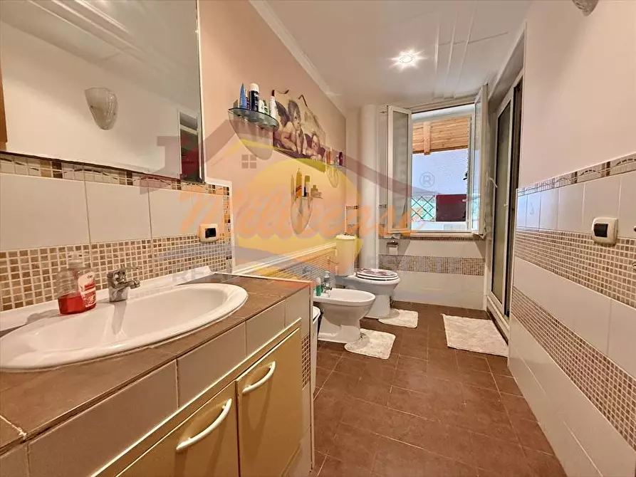 Immagine 8 di Appartamento in vendita  in VIA ACIREALE a Siracusa