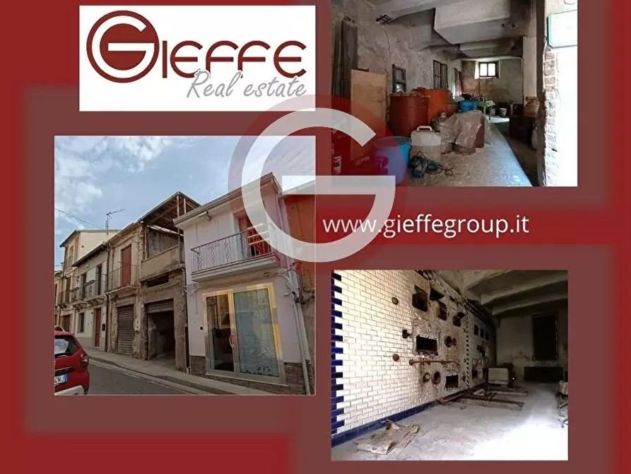 Immagine 1 di Locale commerciale in vendita  a Polistena