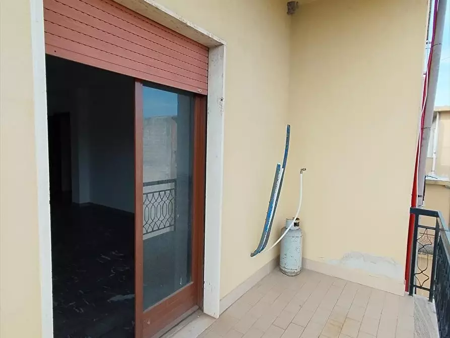 Immagine 6 di Appartamento in vendita  a Gioia Tauro