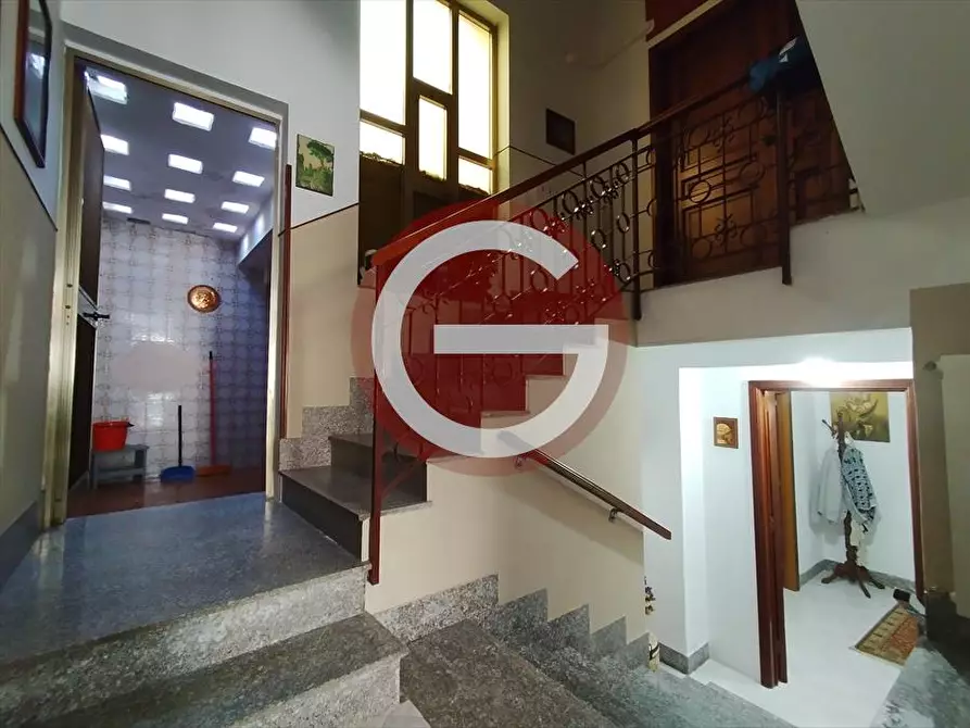 Immagine 5 di Palazzo in vendita  a Taurianova